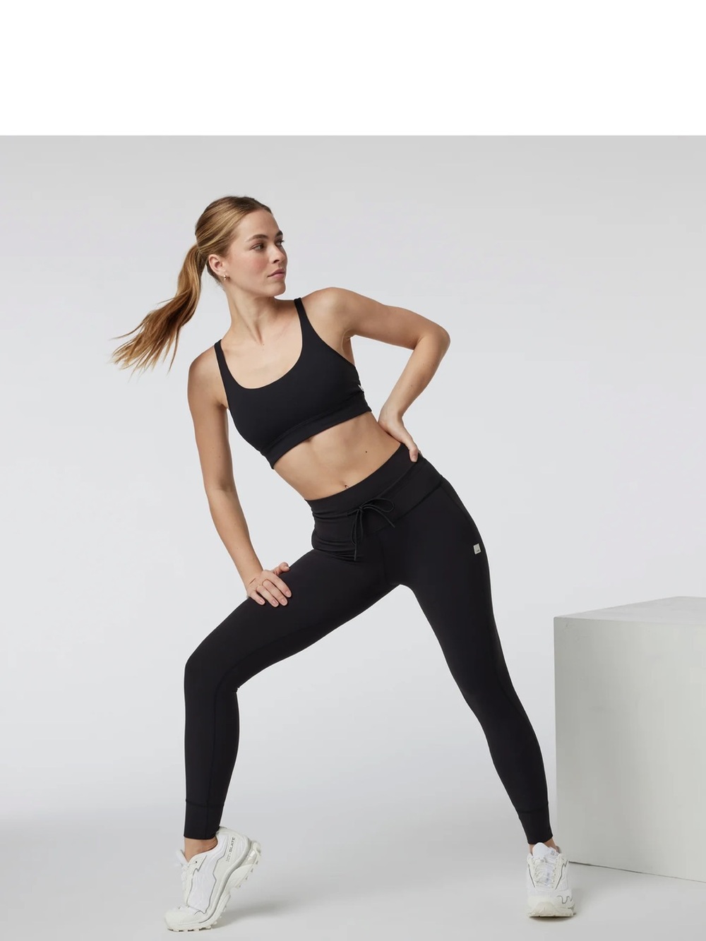 Vuori Daily Leggings-black-S-NWT - Picture 2 of 5